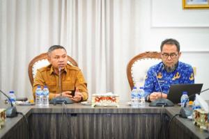 Gubernur Riau Canangkan Program Satu Rumah Satu Sarjana